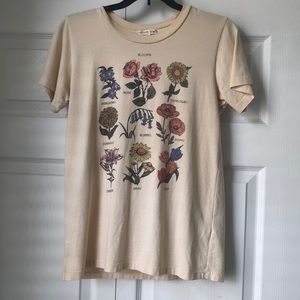 Urban outfitters flower tee